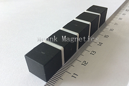 Magnetos Plásticos Forte de 12.7x12.7mm