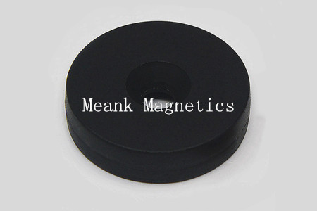 Magneto de anéis contraplacionados revestido de plástico